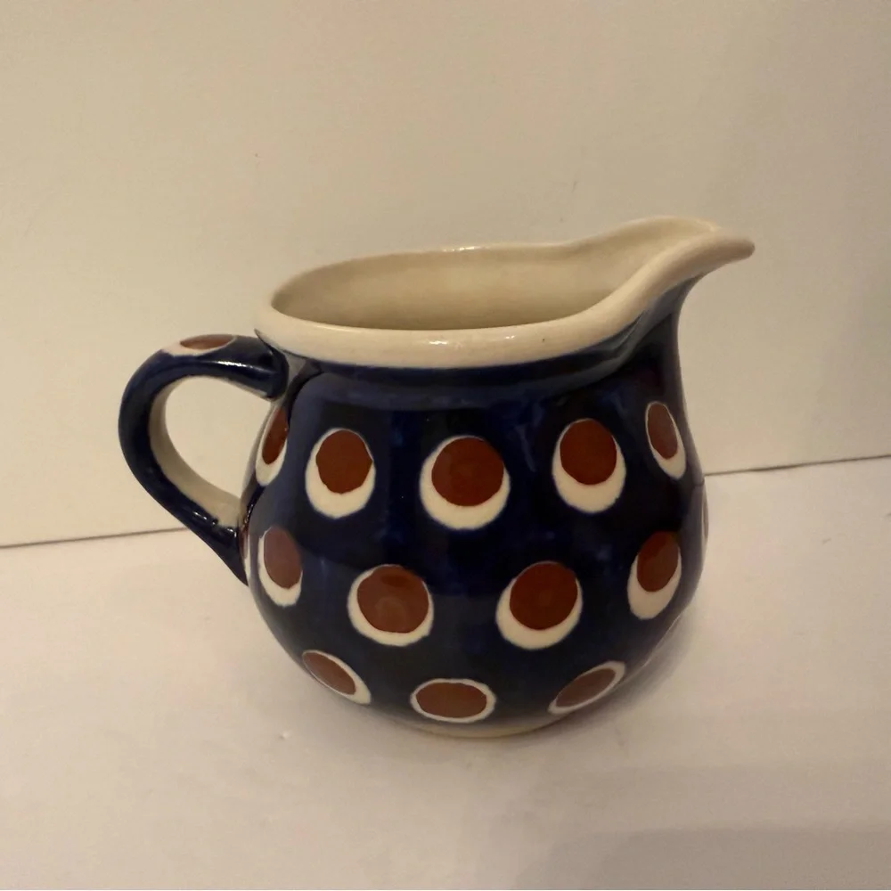 POLISH POTTERY CREAMER MINI PITCHER BLUE WHITE BROWN HANDMADE HOME BOLESLAWIEC